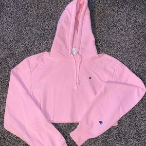 Cropped champion hoodie: pink// size x-small